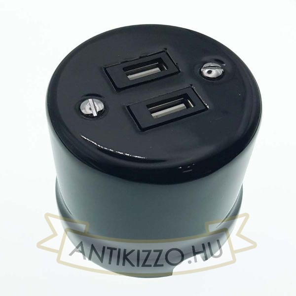 Fekete porcelán USB aljzat falon kívüli szereléshez